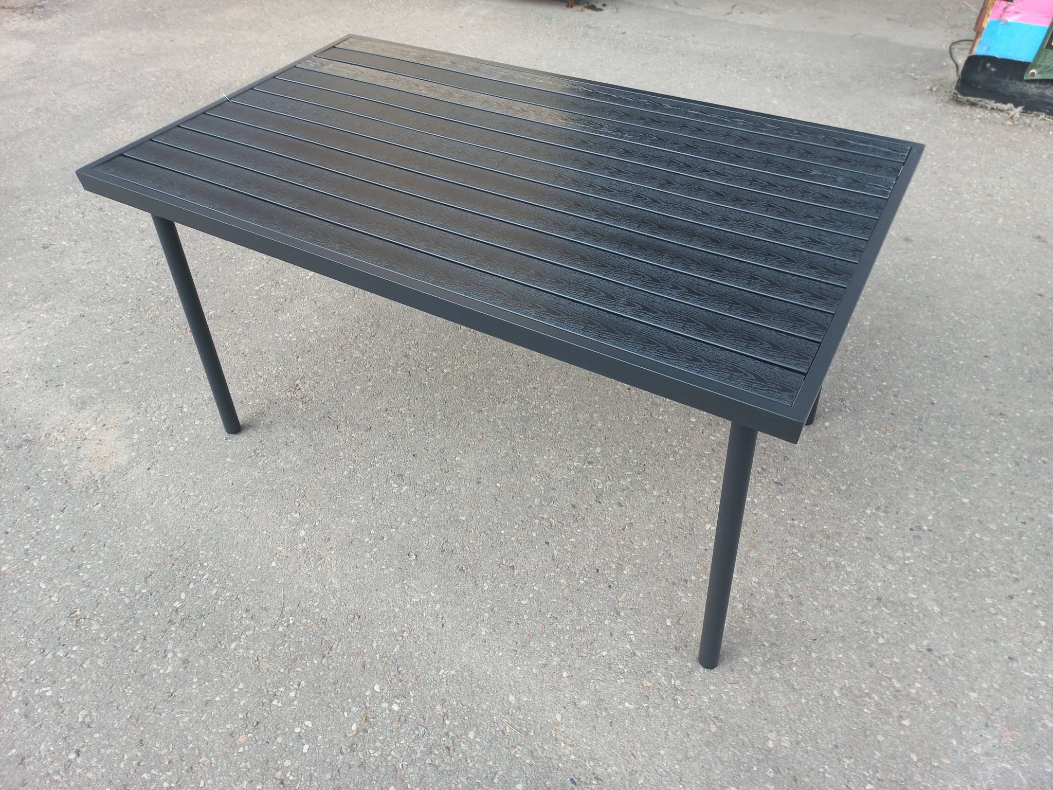 Juodas lauko sodo stalas (48309) 81 x 140 x 74 cm.