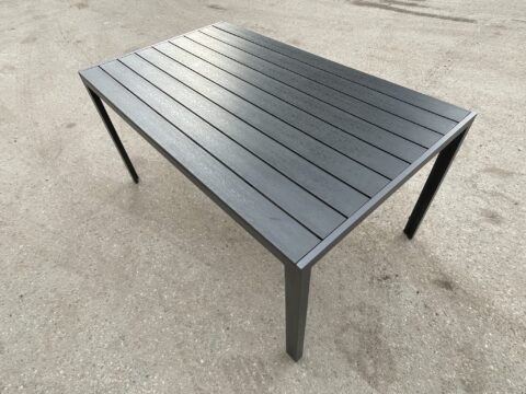 Juodas lauko stalas 150 x 90 cm. (629017/46751)